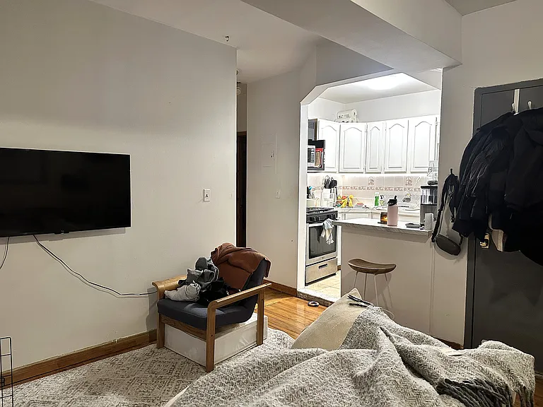 14 Willoughby Ave #3 — Photo 13