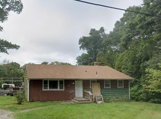 33 Johnny Cake Trl S, South Kingstown, RI 02879