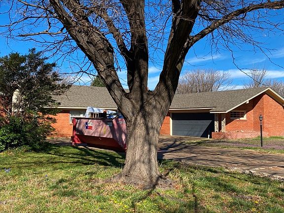 3rd image of 3412 Patterson Dr