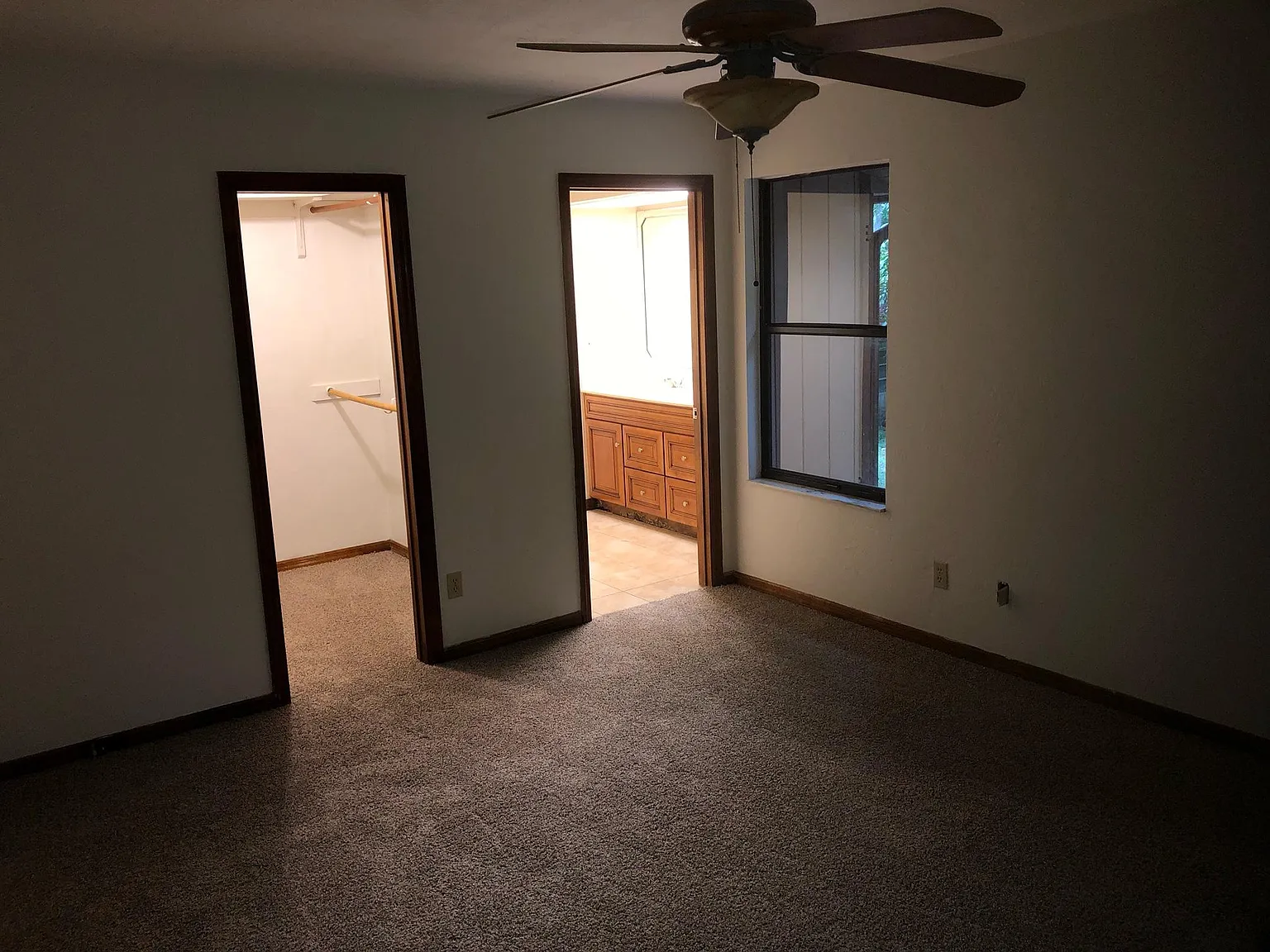 3 bed, 1845 sqft, $2,400 — Photo 3