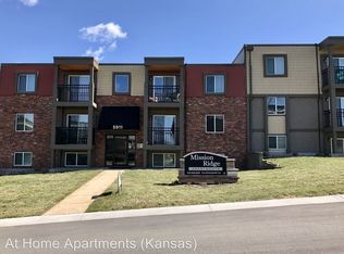 5915 Reeds Rd APT 300, Mission, KS 66202