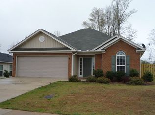 1911 Arbor Ln, Opelika, AL 36801