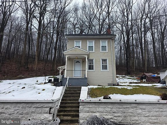 5th image of 702 Wyomissing Rd