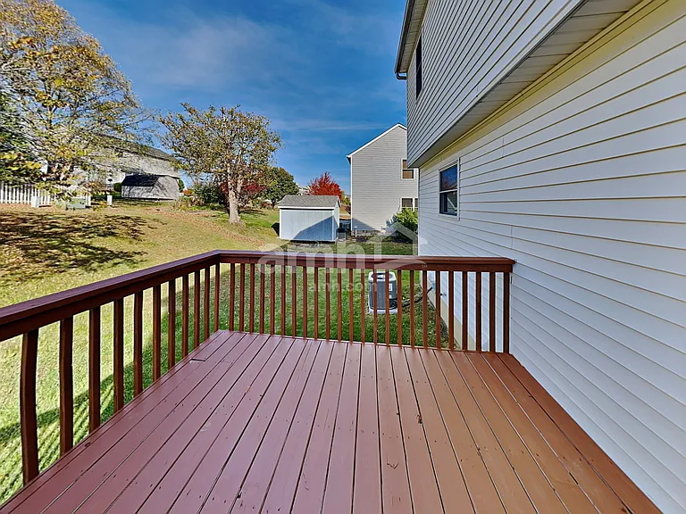 1739 Autumn Dr — Photo 21