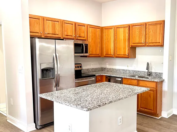 713 Garden District Dr, Charlotte, NC 28202