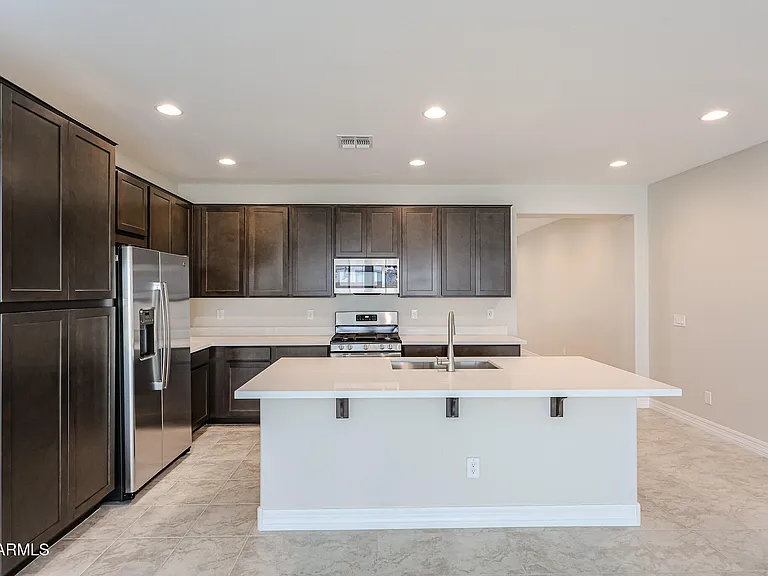 14770 W Smoketree Dr — Photo 2