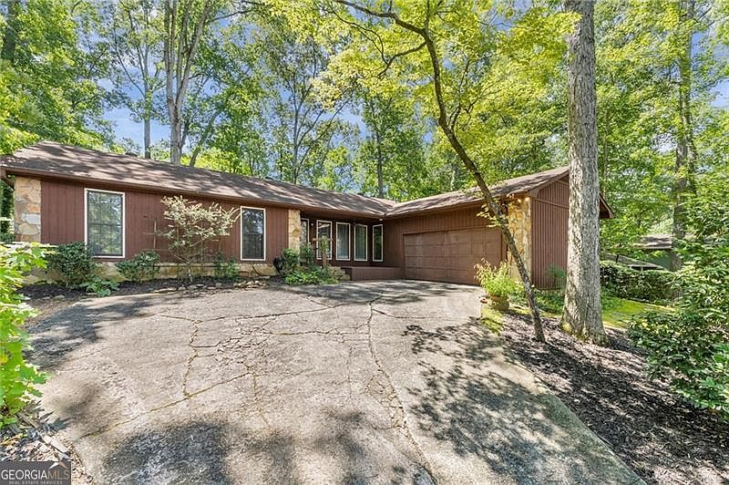 1st image of 3440 Creek Hollow Dr