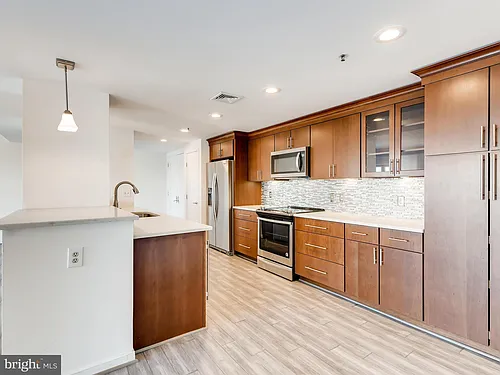 250 President St #509 Photo 1