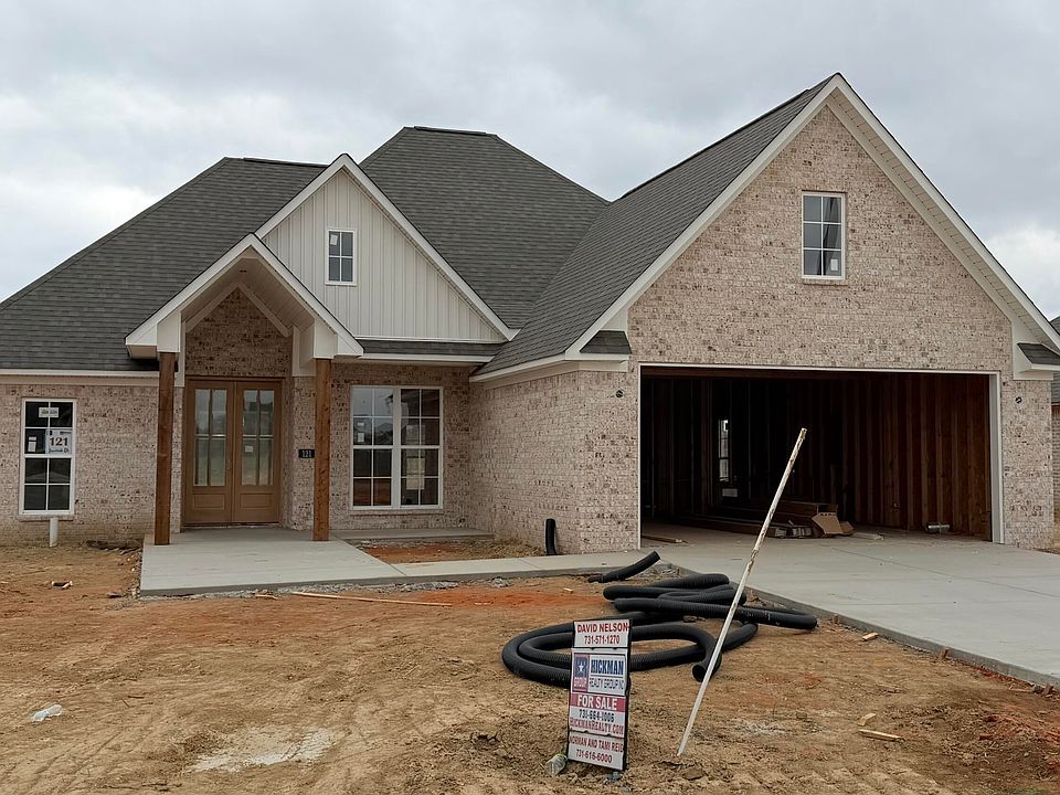 1st image of 121 Brookside Dr