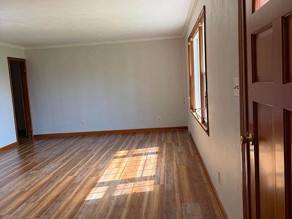 3rd image of 353 Kennedy Ln #F