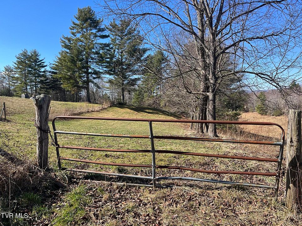 2nd image of Red Brush Rd
