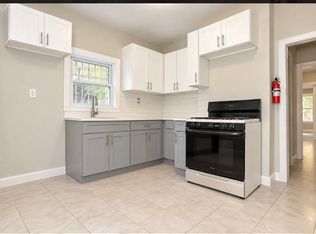 274 S 11th St #2L, Newark, NJ 07103