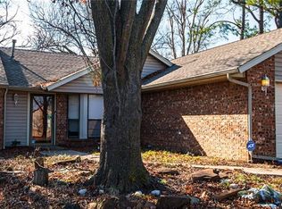 1624 Peach Tree Ln, Norman, OK 73071