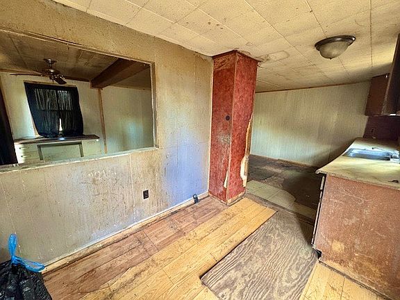 5th image of 1475 Swecker Town Rd