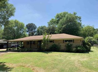 7 Susan Dr, Searcy, AR 72143