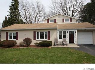 76 Hogan Rd, Fairport, NY 14450