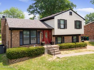 4915 Warm Spring Ct, Coldstream, KY 40245