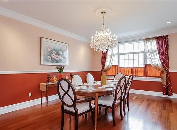 Formal dining room