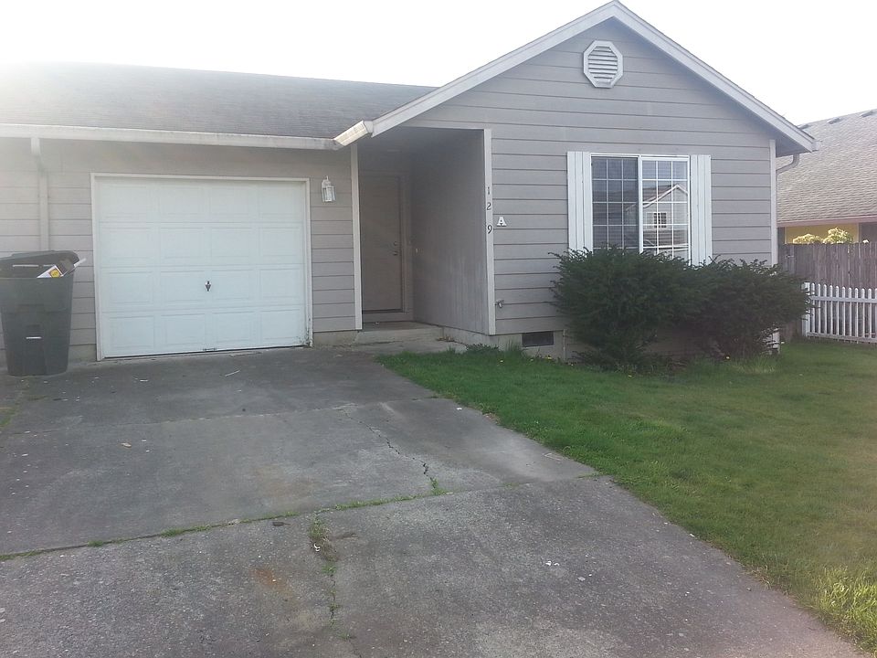 1st image of 126 Adams Dr APT A
