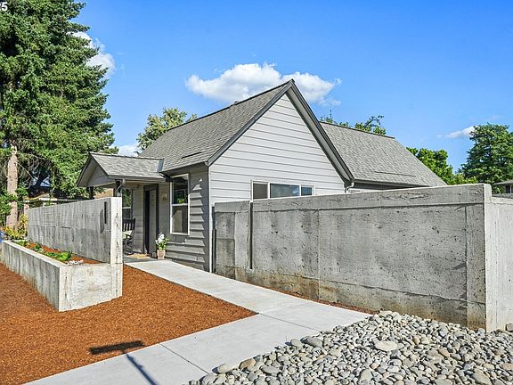 3rd image of 536 NW 10th Ave