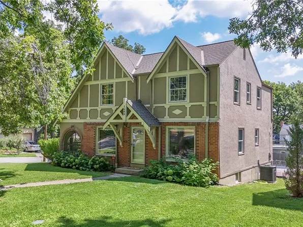 7403 Campbell St, Kansas City, MO 64131