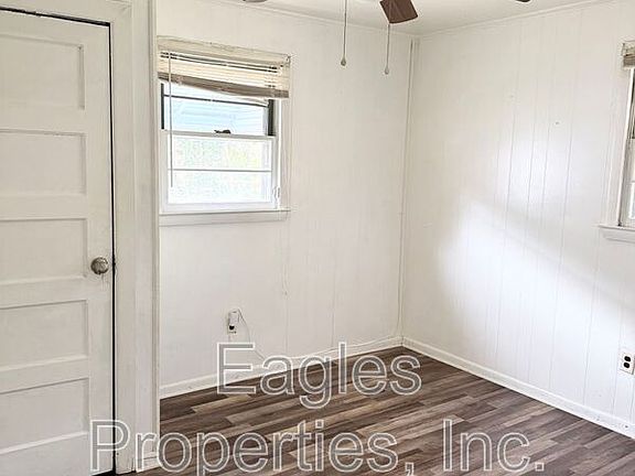 2nd image of 411 Beale St