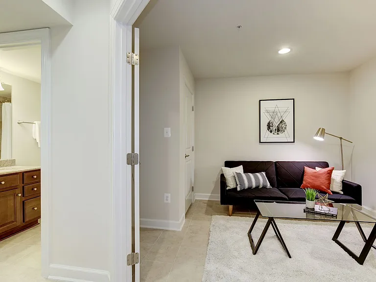 122 Parkview Ave — Photo 15