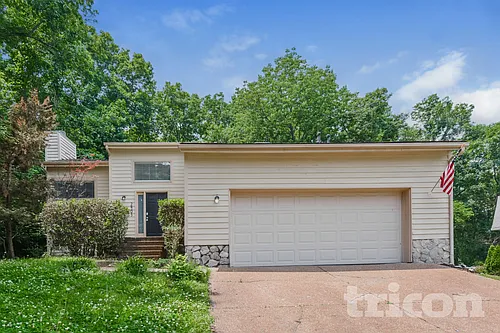 2405 Ravine Dr Photo 1