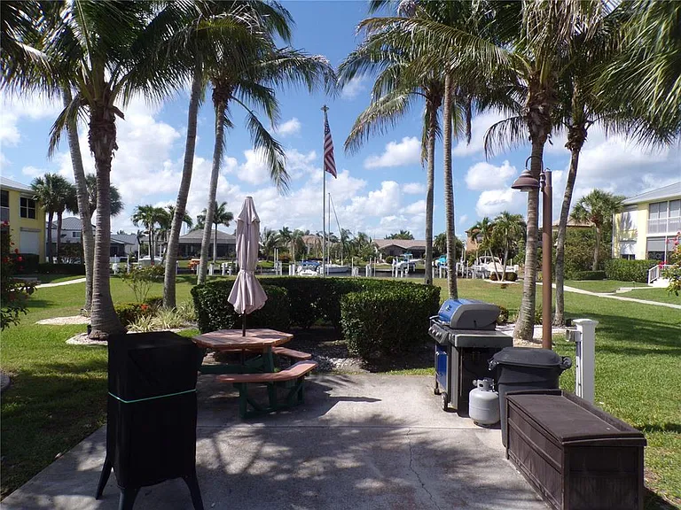 2000 Bal Harbor Blvd #9112 — Photo 27