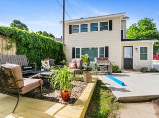 816 Wisconsin St, Lake Geneva, WI 53147