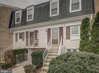 14373 Saguaro Pl, Centreville, VA 20121