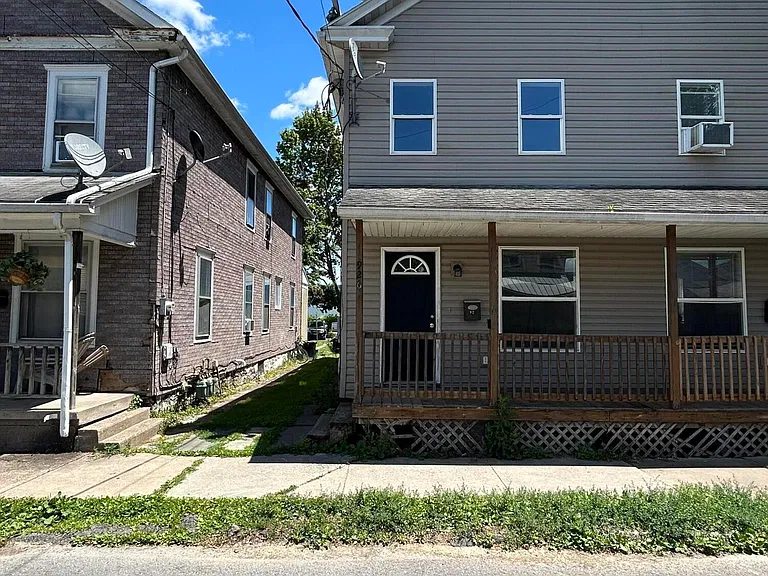 926 Edison Ave — Photo 2