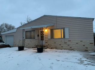 120 E Water St, Rawlins, WY 82301