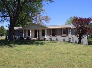 102 La Plaza Dr, Hendersonville, TN 37075