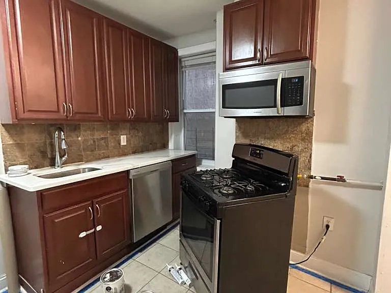 5304 Palisade Ave #B204 — Photo 6
