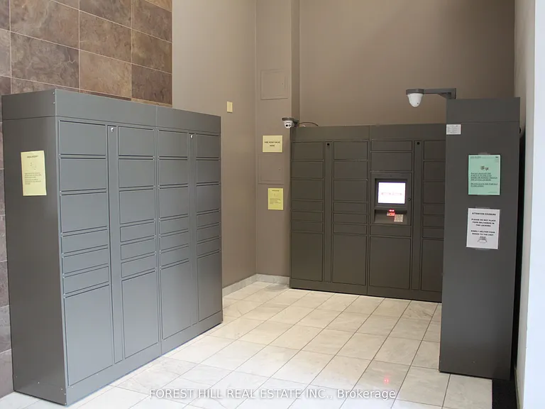 20 Joe Shuster Way #915 — Photo 25