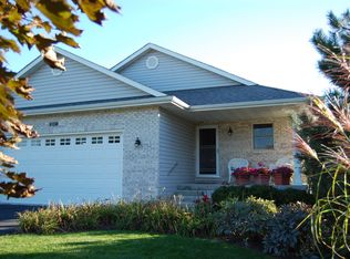 1272 Candlewick Dr NW, Poplar Grove, IL 61065