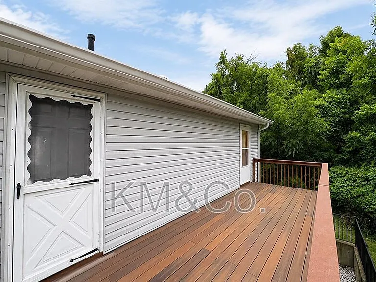 535 Elm St #1 — Photo 12