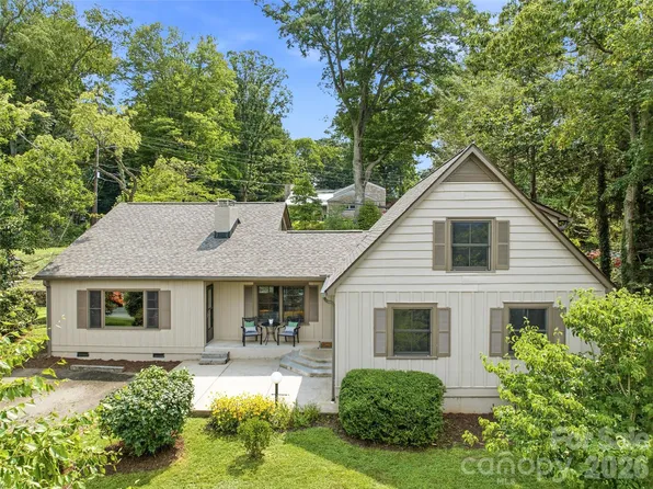279 Longview Dr, Waynesville, NC 28786