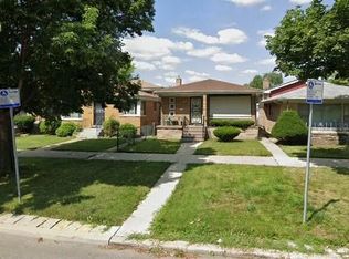 9812 S Indiana Ave, Chicago, IL 60628