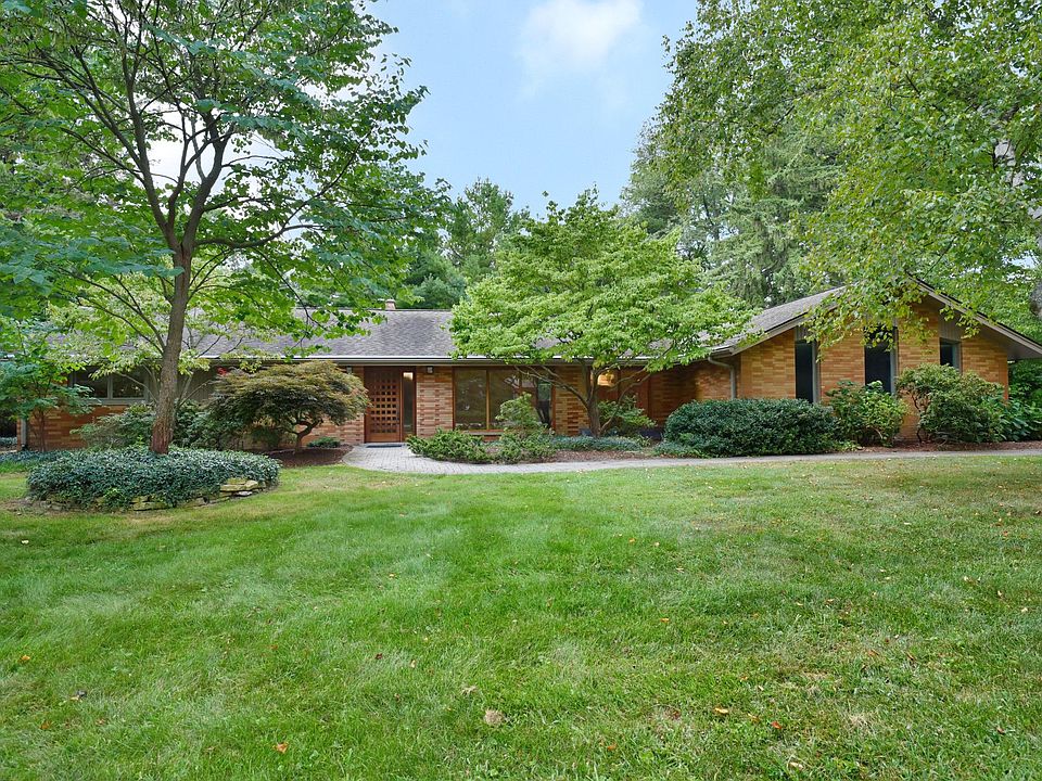 Mid-Century Modern Ranch