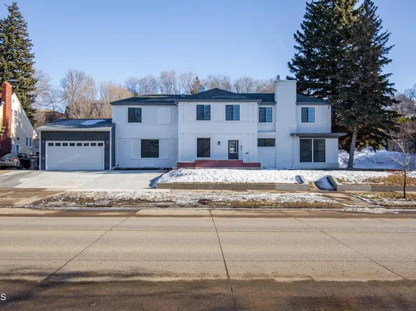 602 6th Ave NW, Mandan, ND 58554