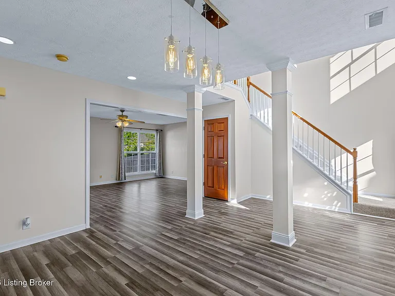 5001 Middlesex Dr — Photo 15