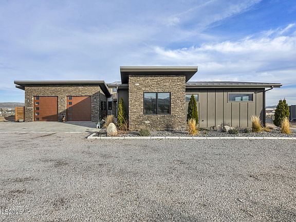 2nd image of 11150 Carlsbad Rd