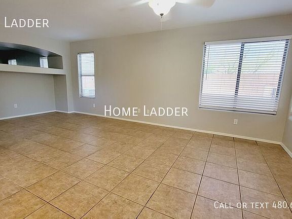 5th image of 4733 E Woburn Ln