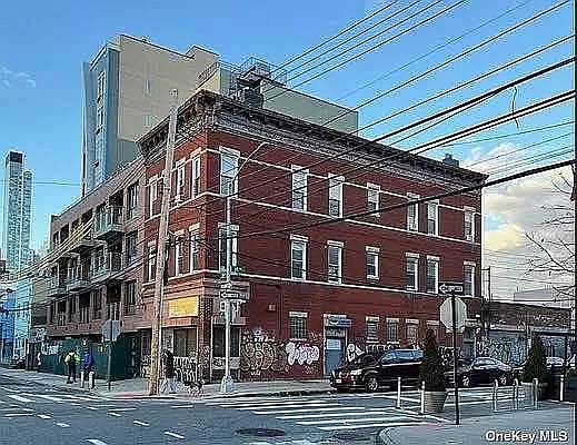 1st image of 3902 29th St APT 3L