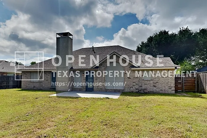 121 Princeton Cir — Photo 18