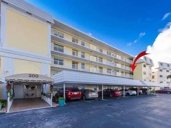 300 John F Kennedy Dr APT 208, Atlantis, FL 33462