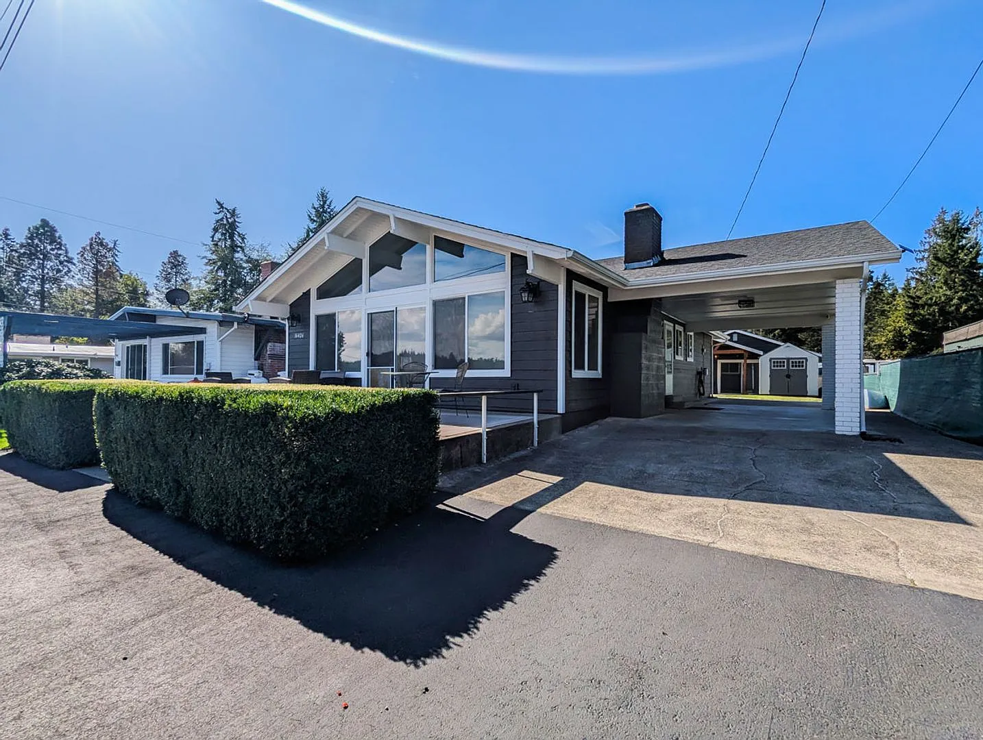 Charming 3 bed, 2 bath Lake Goodwin rambler! — Photo 1