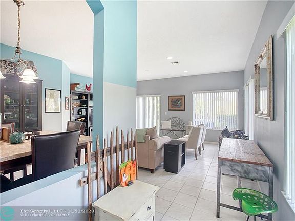 4th image of 1213 SW 48th Ter #1213